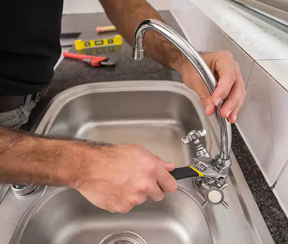 Local Experts for Faucet Repair in Rialto, CA:Schedule Affordable Faucet Repair Services with Us